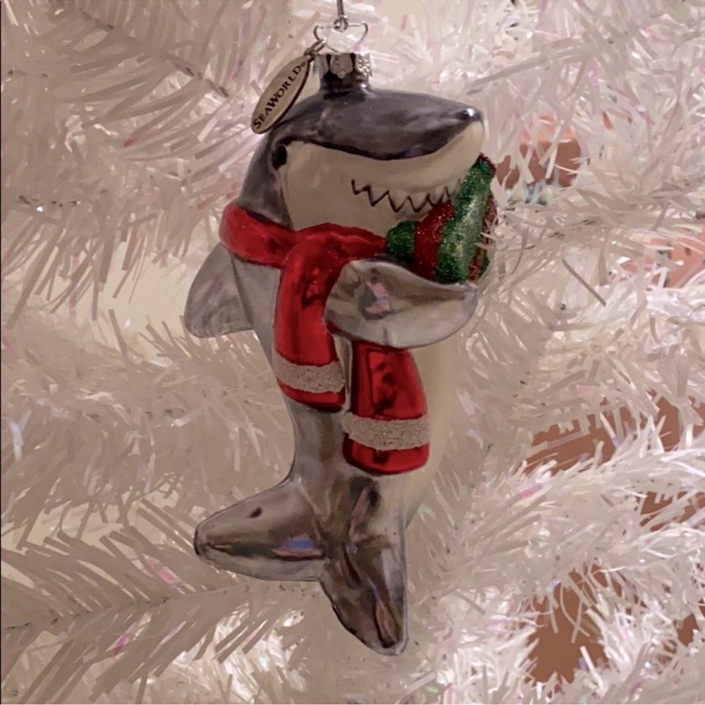 ❤️ Vintage 💚 Shark Holiday Ornament with Red Scarf